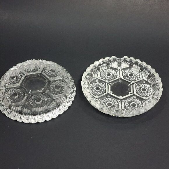 2 Vintage 4.5" Dia Italian Glass Sawtooth Ashtray Cut Crystal Starburst Pattern - Picture 7 of 8